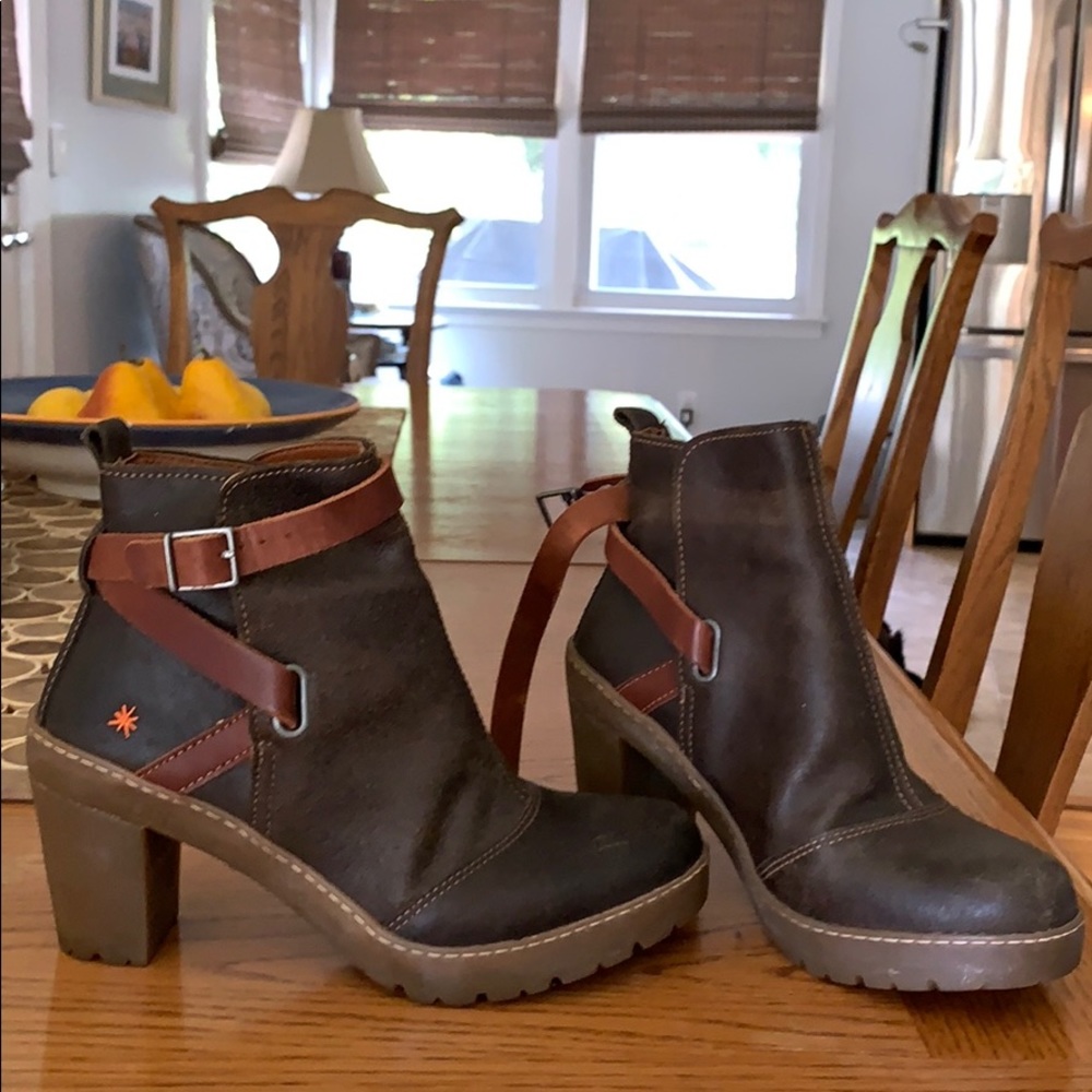 Boots